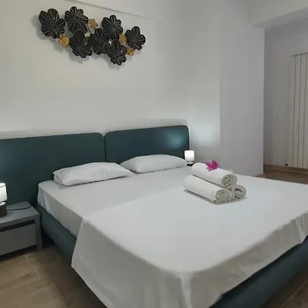 Gorgeous - Infinity Pool & Private Parking شقة