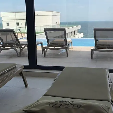 شقة Gorgeous - Infinity Pool & Private Parking *