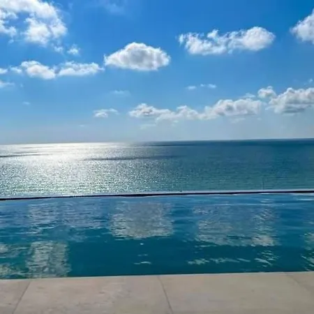 公寓 Gorgeous - Infinity Pool & Private Parking *