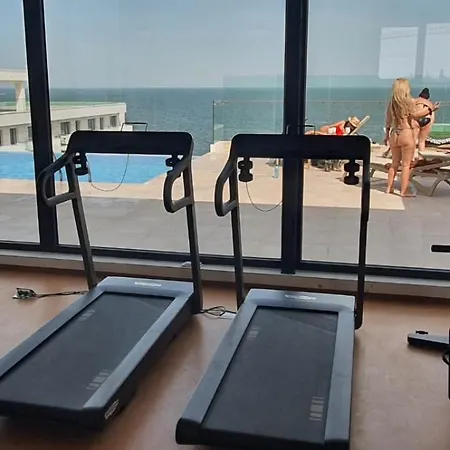 شقة Gorgeous - Infinity Pool & Private Parking